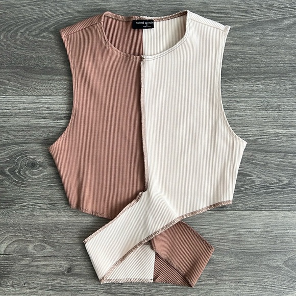 NAKED WARDROBE Ribbed Criss Cross Crop Top Size Medium Neutral Tan Y2K Retro 90s - Picture 3 of 10